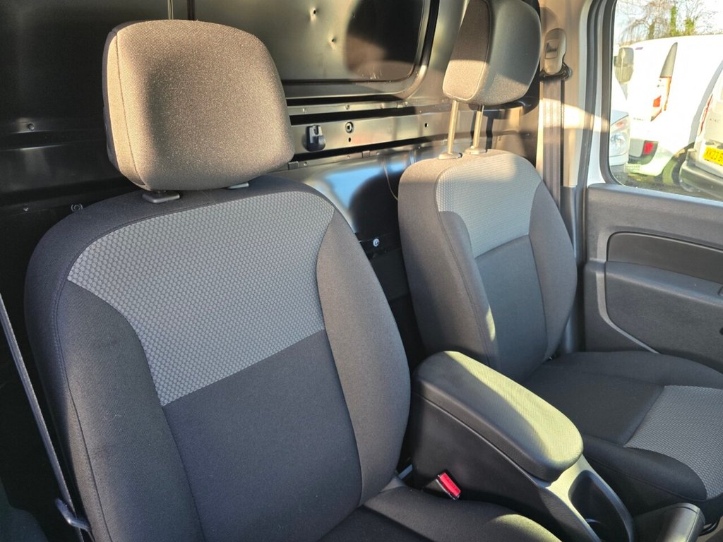 Used Renault Kangoo 2020 for sale - 77546854: Photo 16