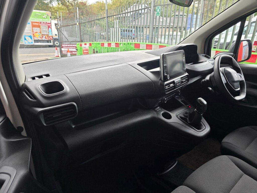 Used Peugeot Partner 2021 for sale - 76118923: Photo 23