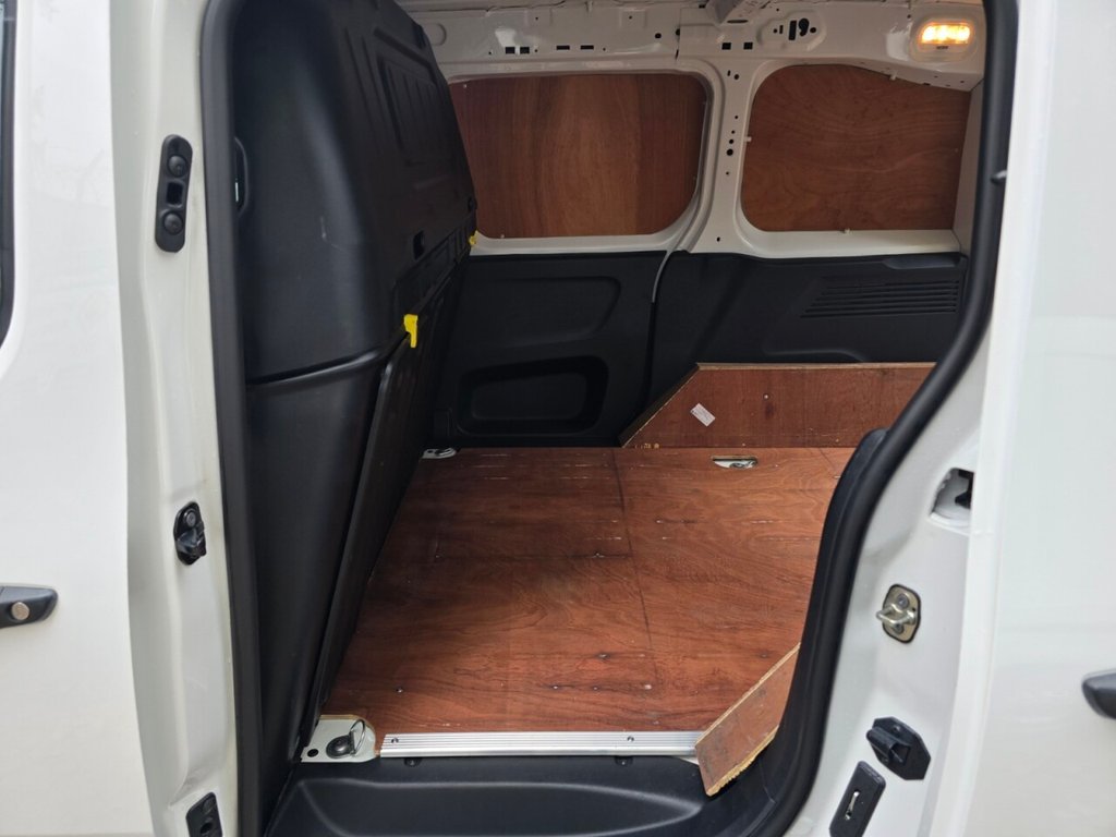 Used Citroen Berlingo 2019 for sale - 76346007: Photo 17