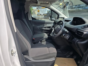 Used Peugeot Partner 2023 for sale - 75487763: Photo