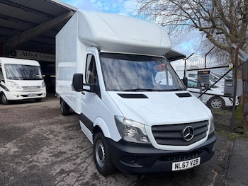 Mercedes-Benz Sprinter feature image