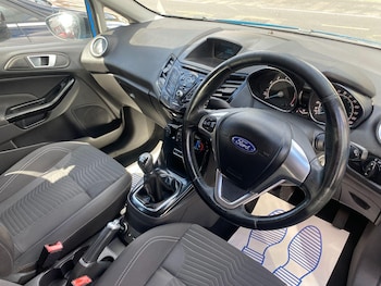 Used Ford Fiesta 2015 for sale - 75697145: Photo