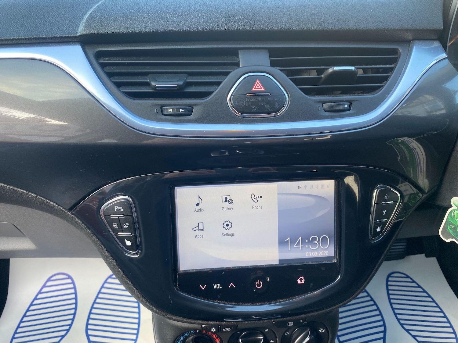 Used Vauxhall Corsa 2015 for sale - 77737708: Photo 16