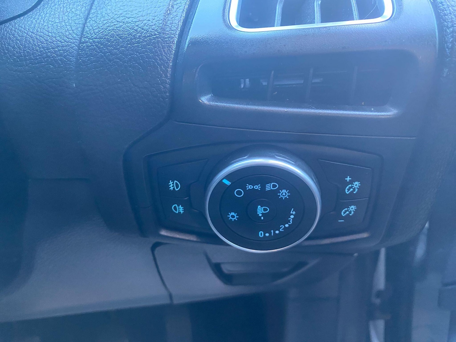 Used Ford Focus for sale - 77924855: Photo 12