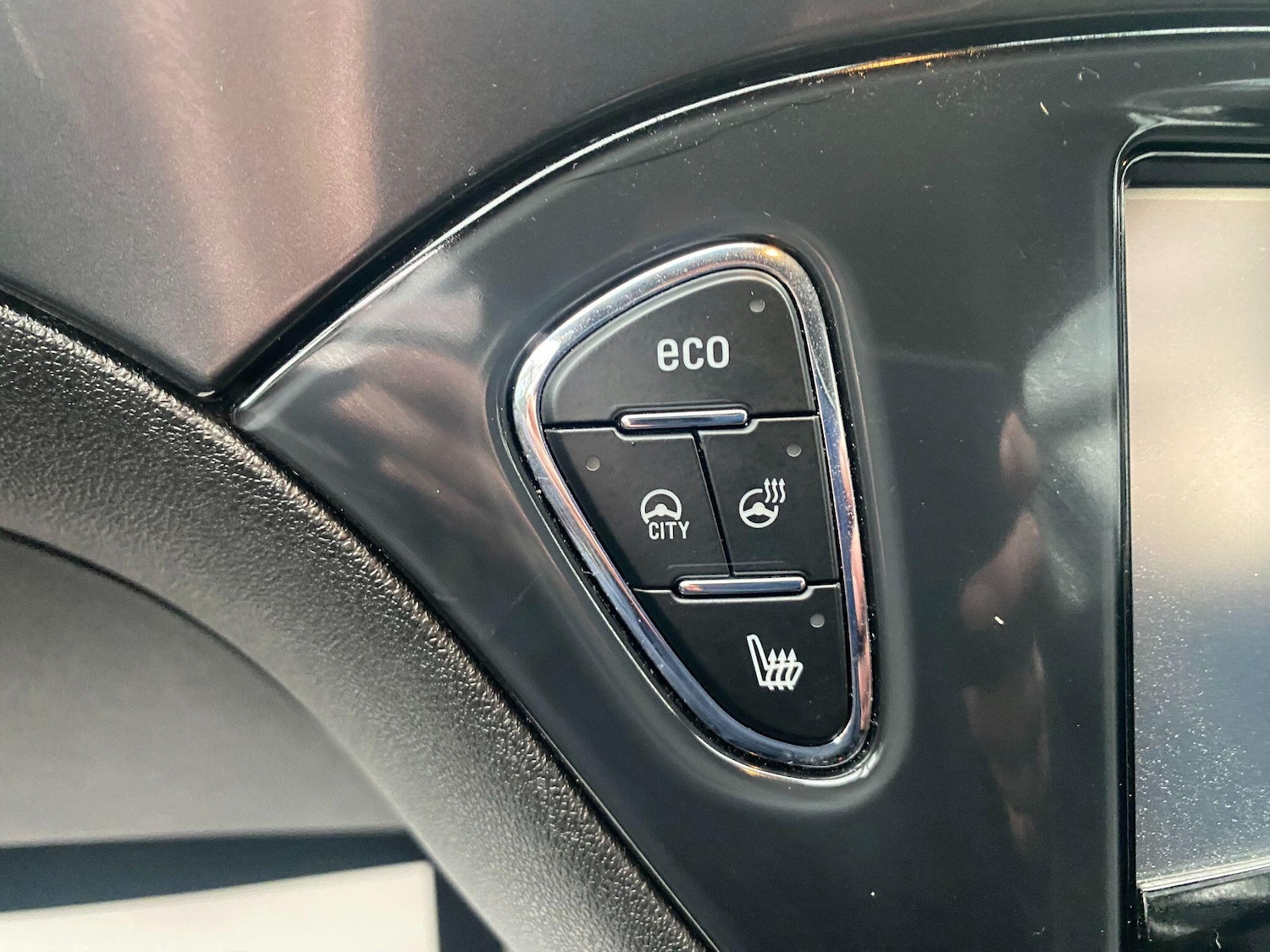 Used Vauxhall Corsa 2015 for sale - 77143782: Photo 16