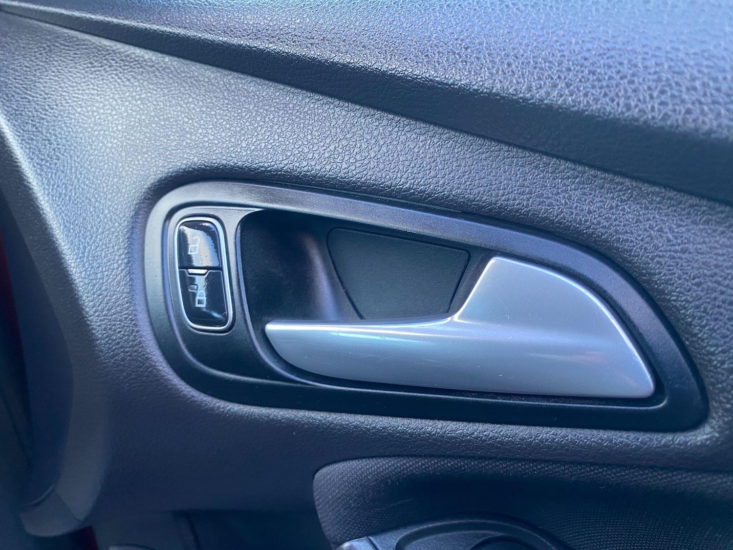 Used Ford Focus 2017 for sale - 77230621: Photo 15