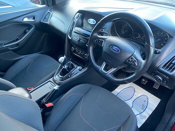 Used Ford Focus 2017 for sale - 77230621: Photo