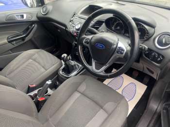 Used Ford Fiesta 2015 for sale - 74848839: Photo