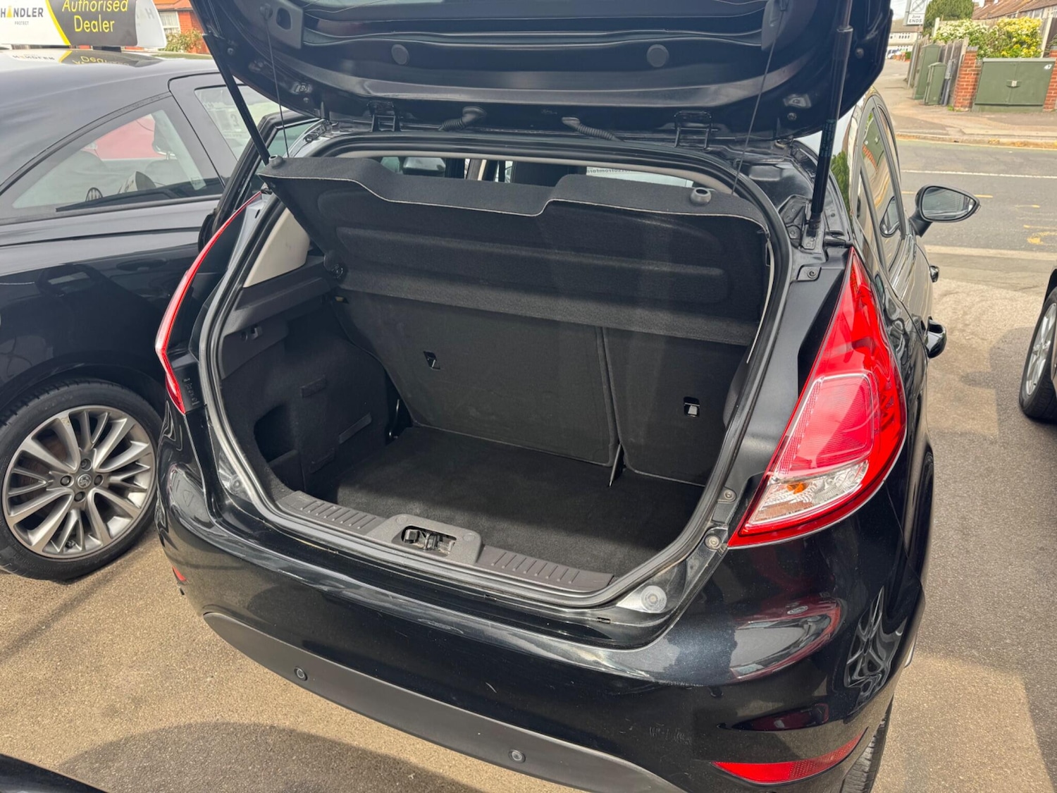 Used Ford Fiesta 2016 for sale - 78204694: Photo 8