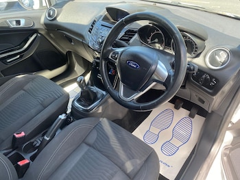 Used Ford Fiesta 2016 for sale - 78648999: Photo
