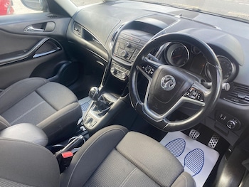 Used Vauxhall Zafira Tourer 2015 for sale - 78318828: Photo