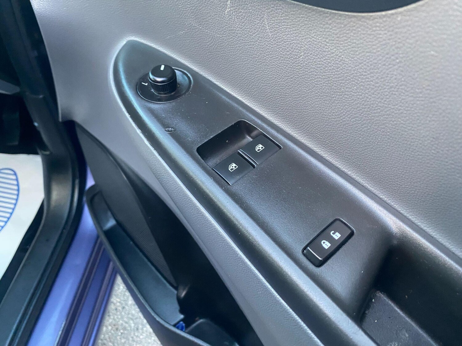 Used Vauxhall Viva 2015 for sale - 76689244: Photo 9