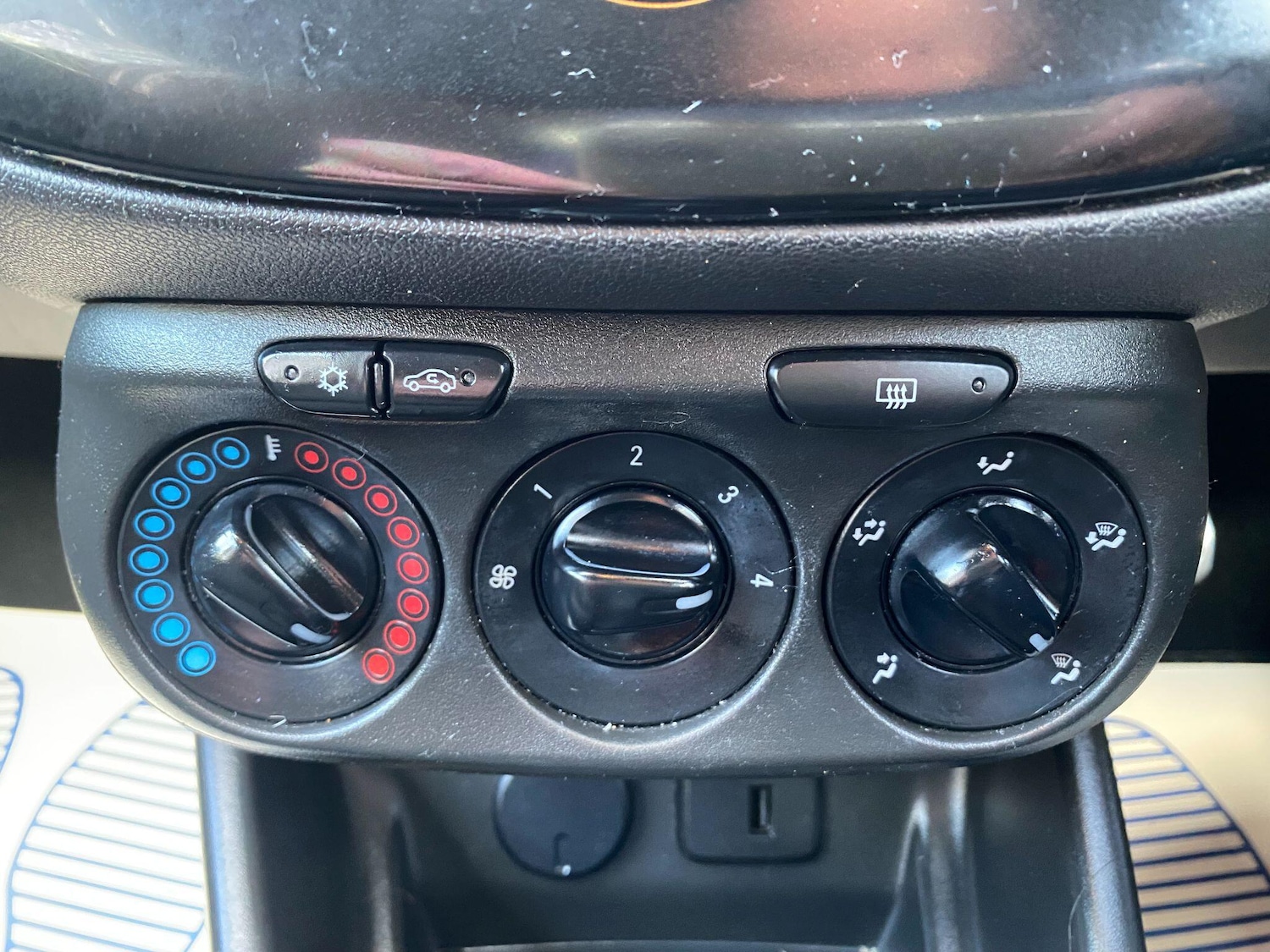 Used Vauxhall Corsa 2018 for sale - 76700655: Photo 16