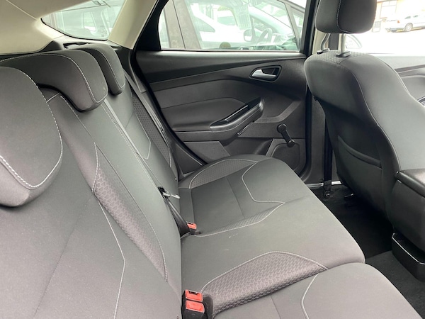 Used Ford Focus 2016 for sale - 75623234: Photo 9