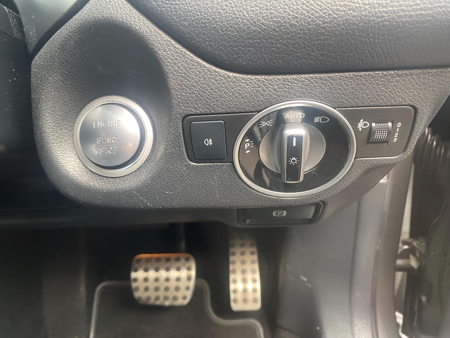 Used Mercedes-Benz GLA 2018 for sale - 78220233: Photo 12