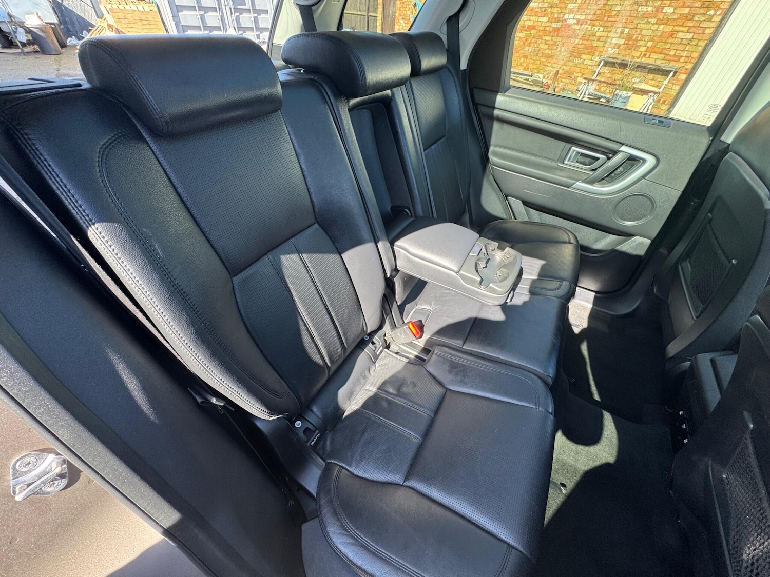 Used Land Rover Discovery Sport 2016 for sale - 78034058: Photo 12