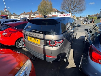 Used Land Rover Discovery Sport 2016 for sale - 78034058: Photo