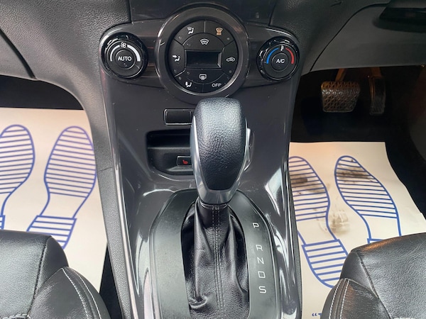 Used Ford Fiesta 2013 for sale - 76315132: Photo 13