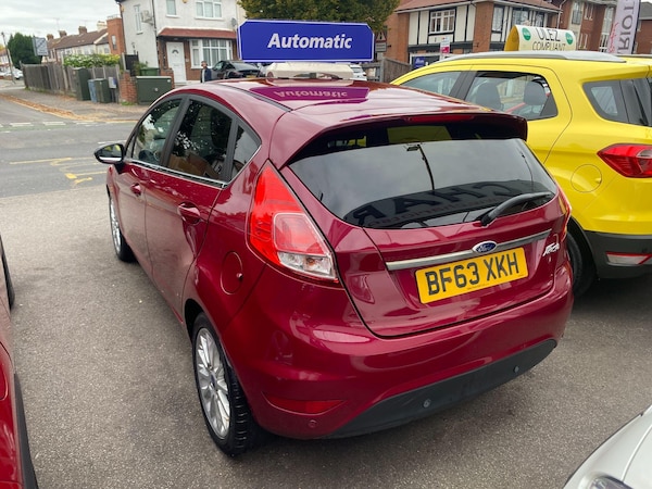 Used Ford Fiesta 2013 for sale - 76315132: Photo 4