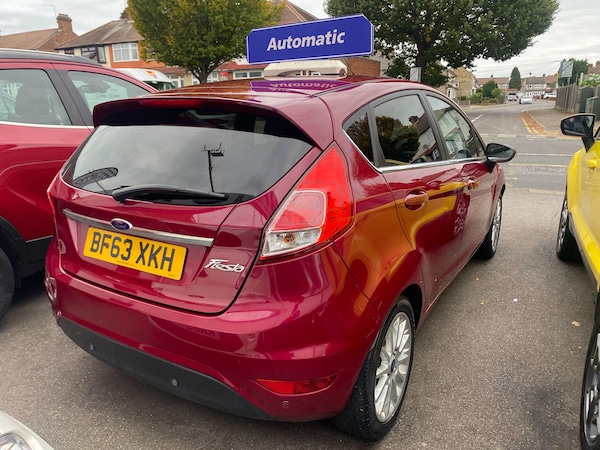 Used Ford Fiesta 2013 for sale - 76315132: Photo 6