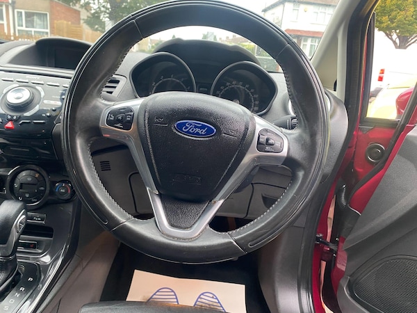 Used Ford Fiesta 2013 for sale - 76315132: Photo 9