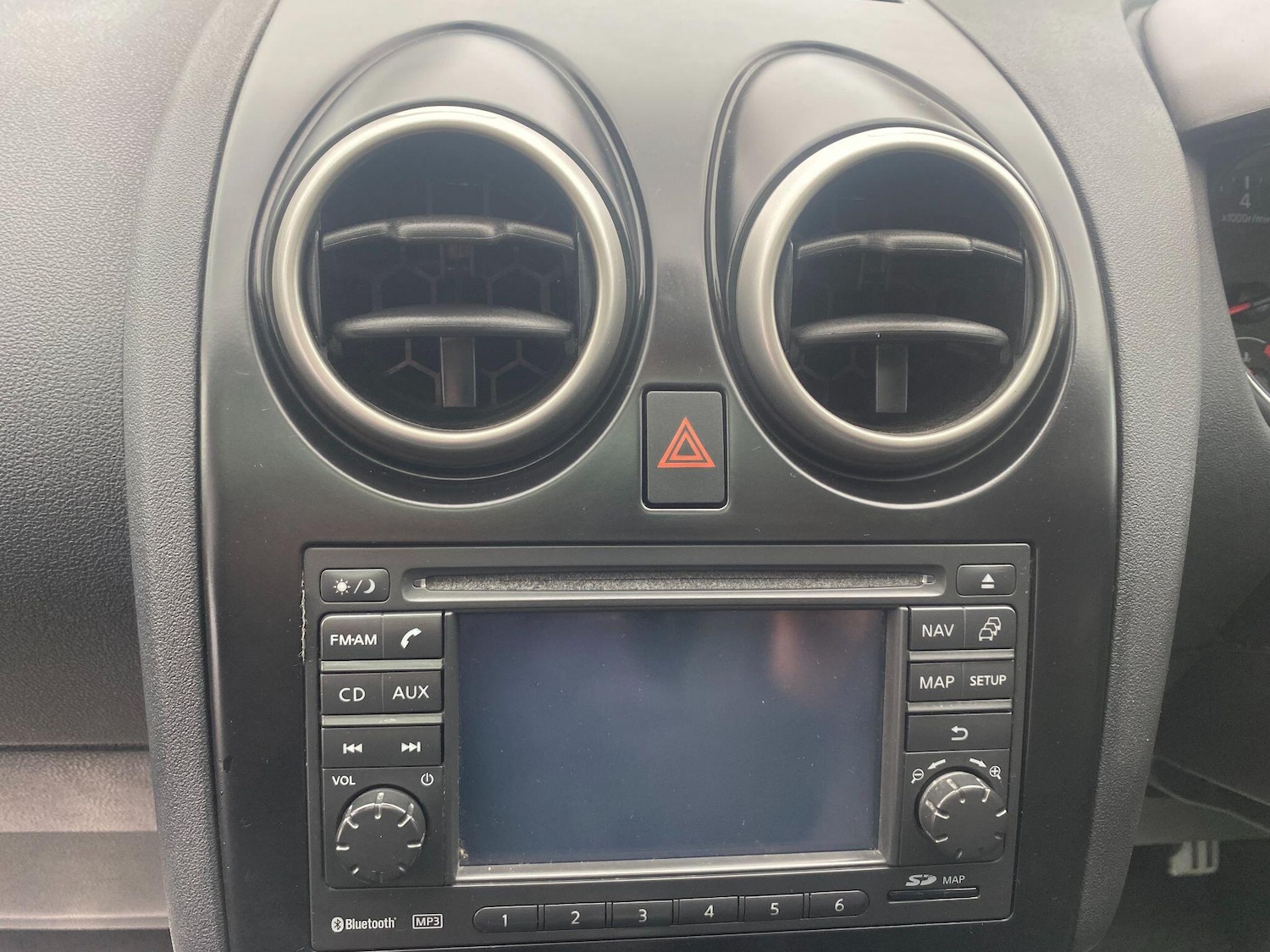 Used Nissan Qashqai 2010 for sale - 77291139: Photo 18