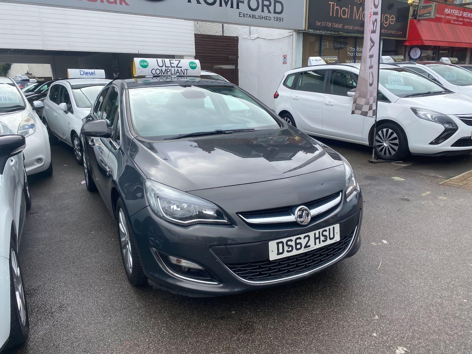 Used Vauxhall Astra 2013 for sale - 77524281: Photo 2