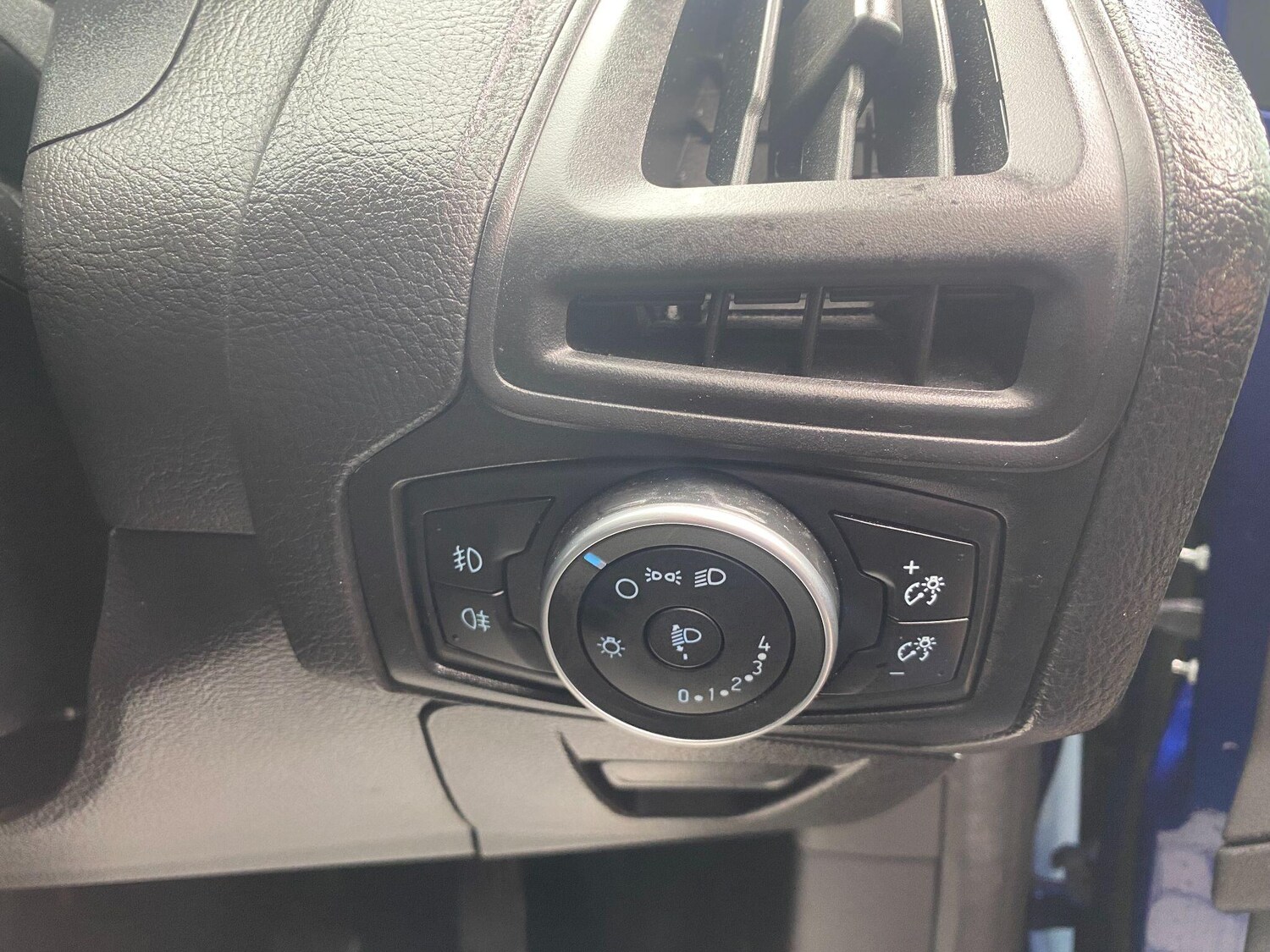 Used Ford Focus for sale - 77925882: Photo 11