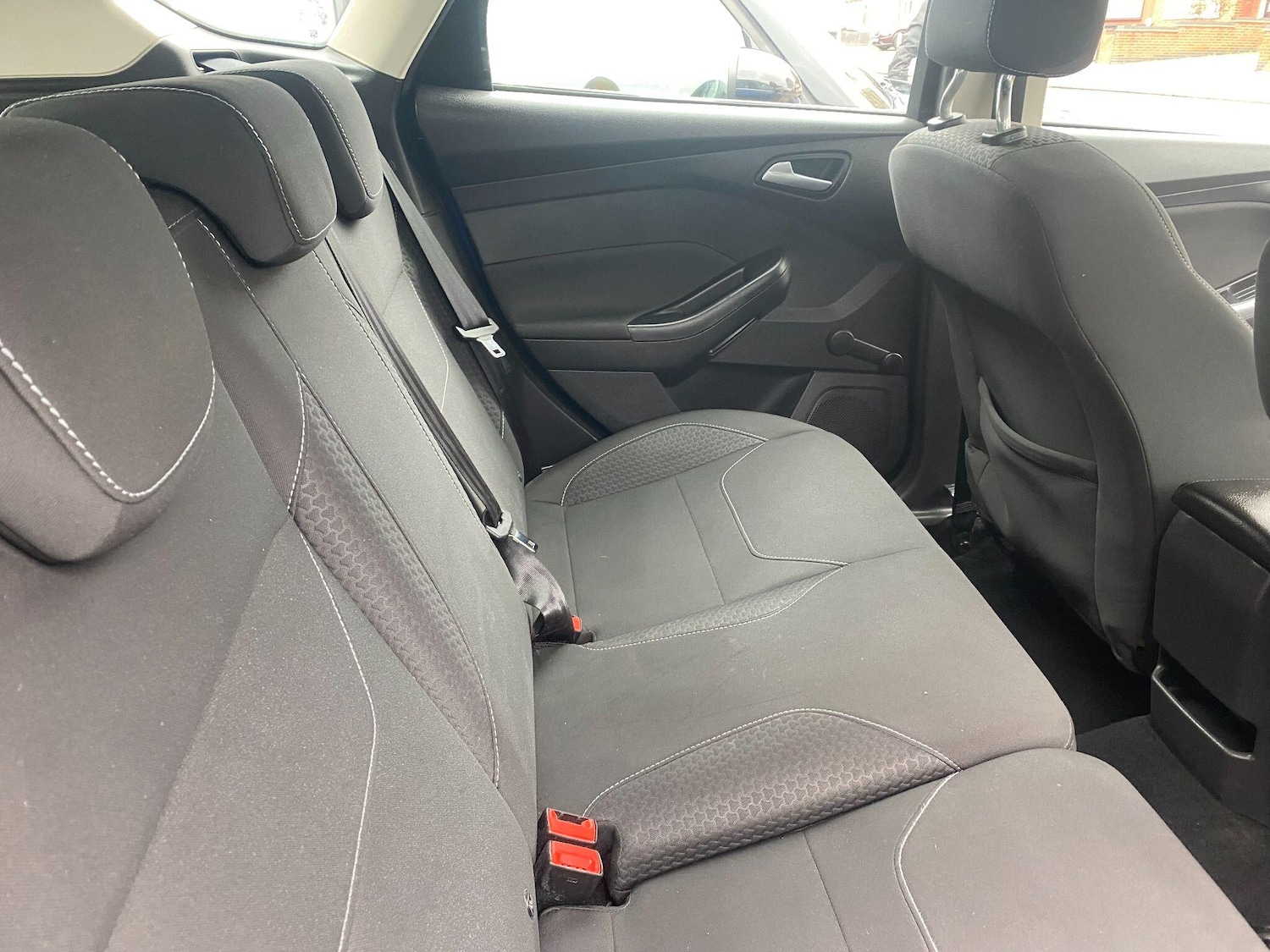 Used Ford Focus for sale - 77925882: Photo 8