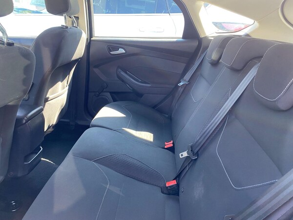 Used Ford Focus 2015 for sale - 74586033: Photo 15