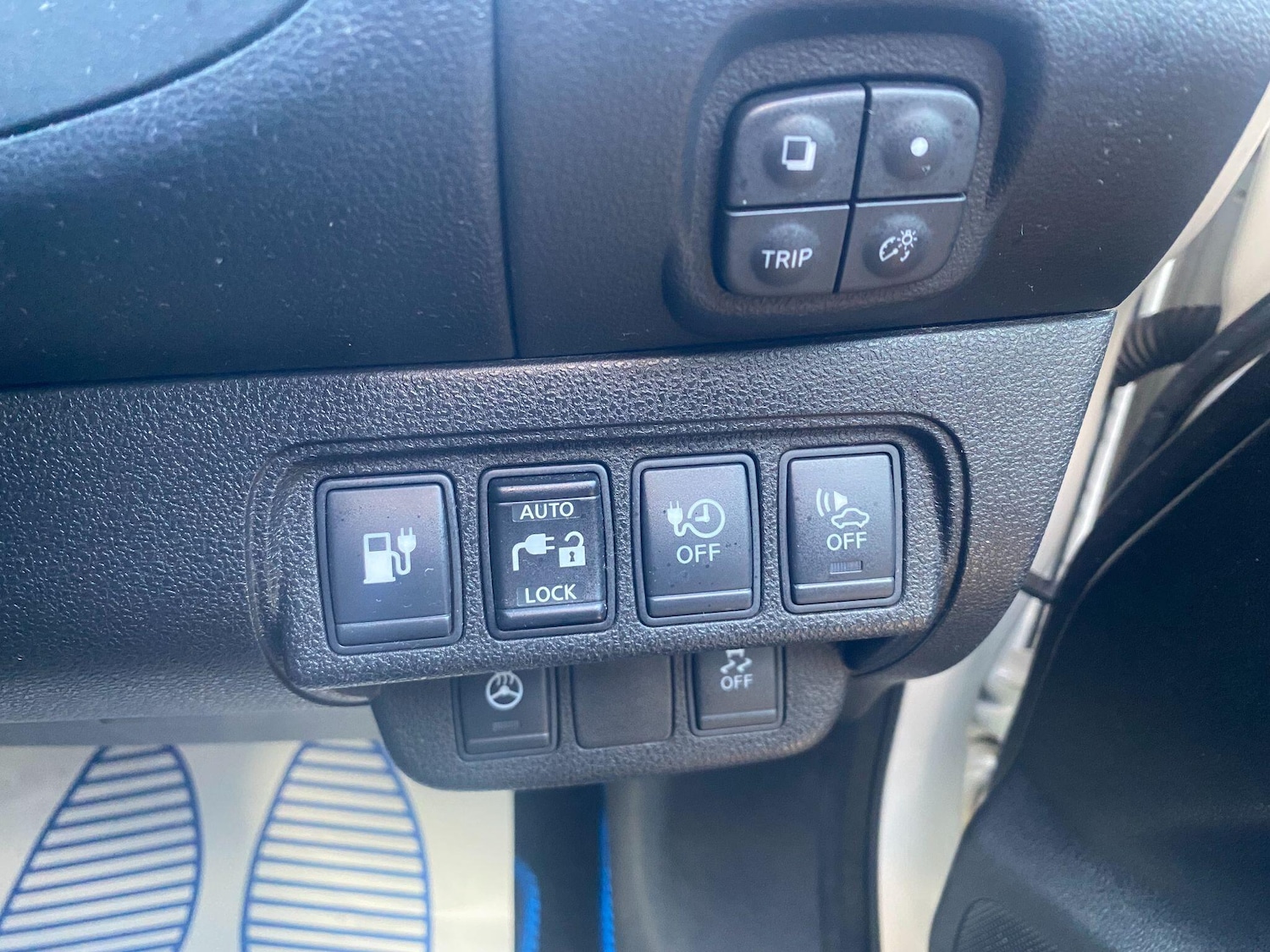 Used Nissan Leaf for sale - 77925460: Photo 15