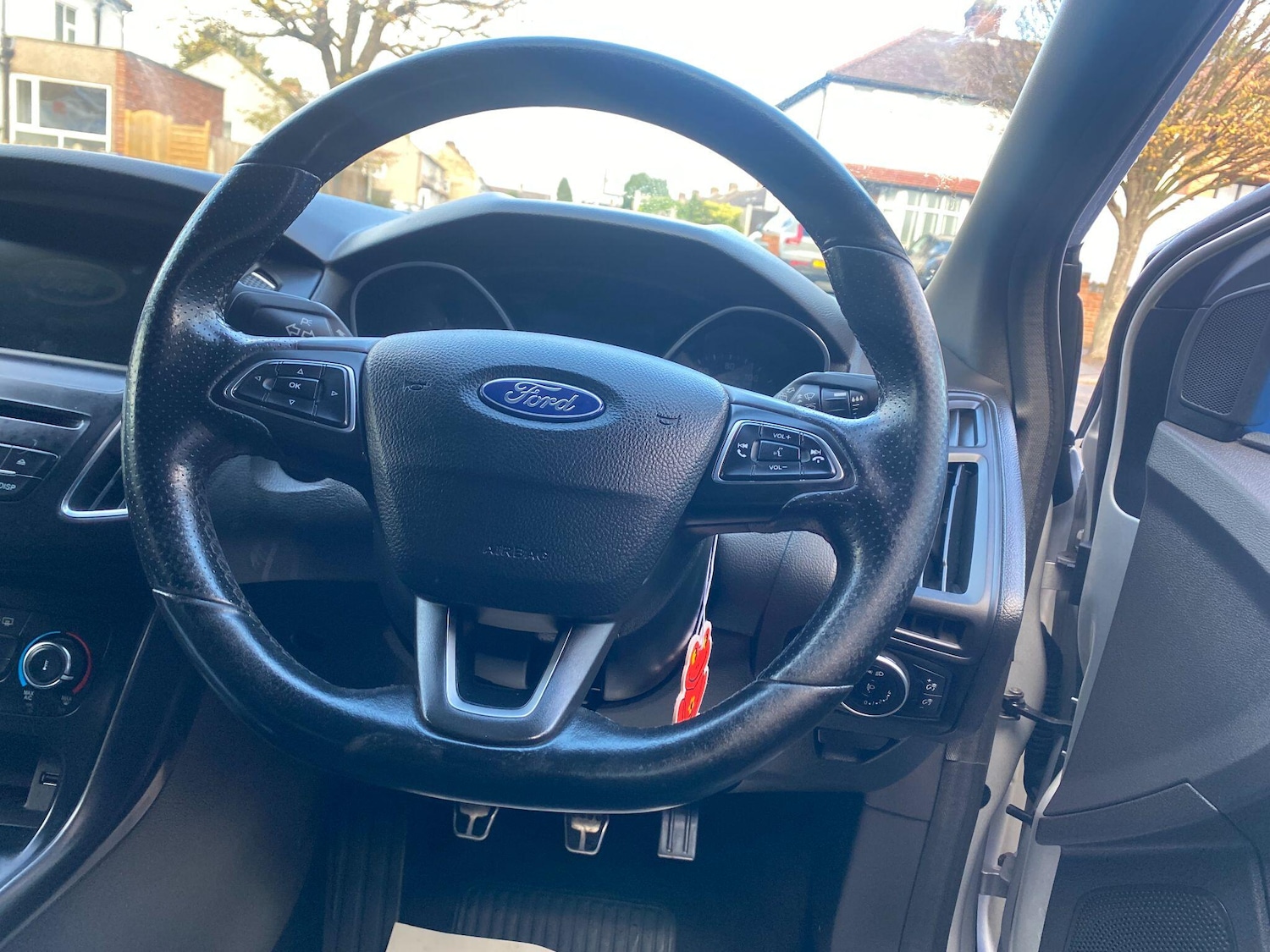 Used Ford Focus 2017 for sale - 76689210: Photo 18