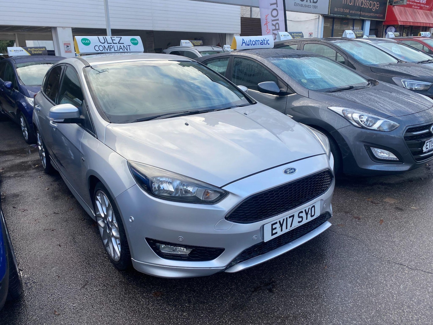 Used Ford Focus 2017 for sale - 76689210: Photo 2