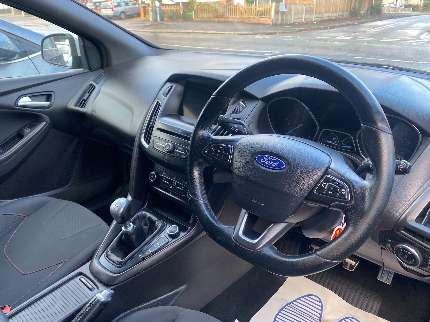 Used Ford Focus 2017 for sale - 76689210: Photo 3