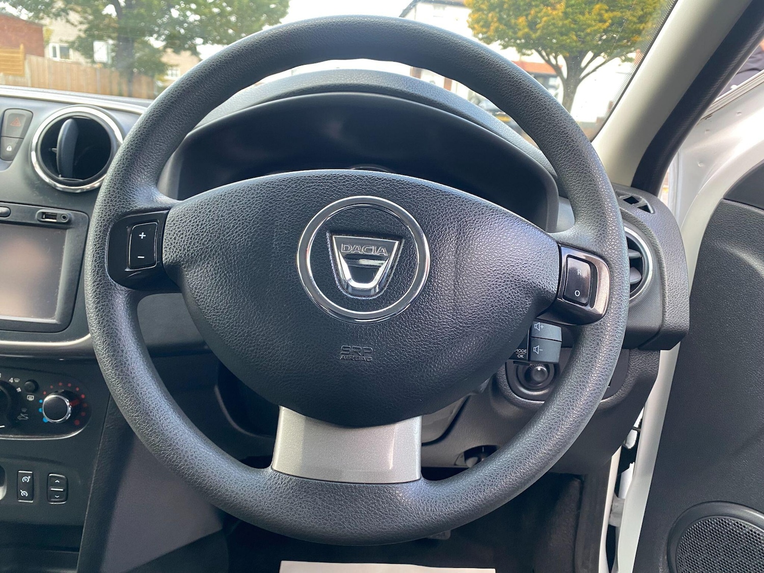 Used Dacia Sandero Stepway 2015 for sale - 76360605: Photo 10