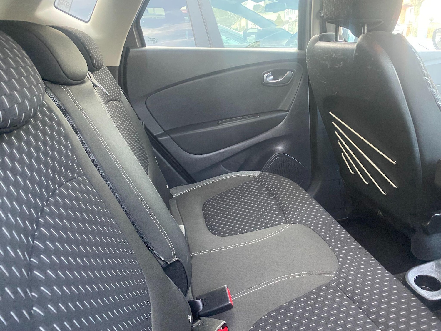 Used Renault Captur 2017 for sale - 76912814: Photo 11