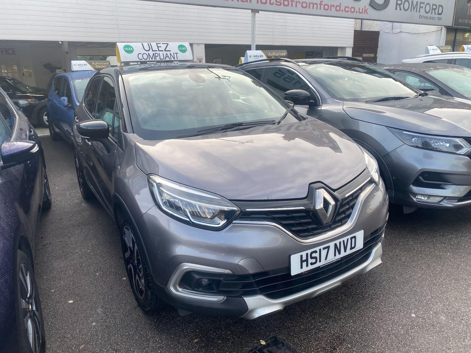 Used Renault Captur 2017 for sale - 76912814: Photo 3