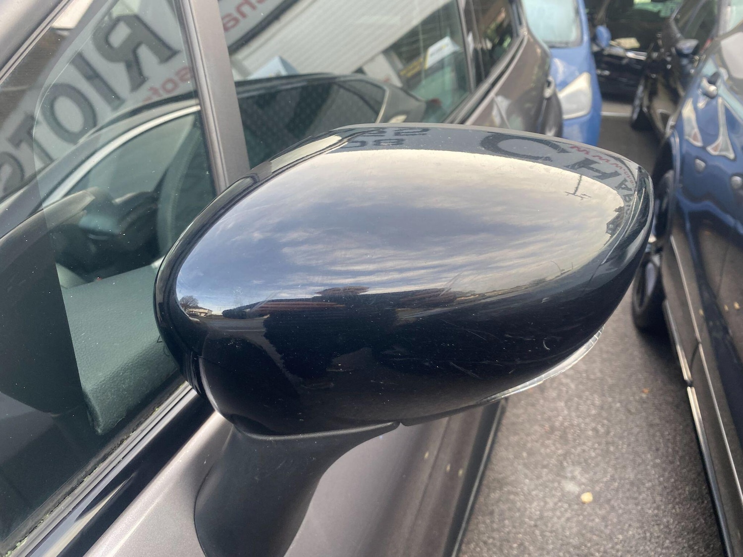 Used Renault Captur 2017 for sale - 76912814: Photo 5