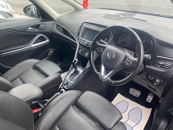 Used Vauxhall Zafira Tourer 2017 for sale - 76936428: Photo