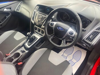 Used Ford Focus 2014 for sale - 77993146: Photo