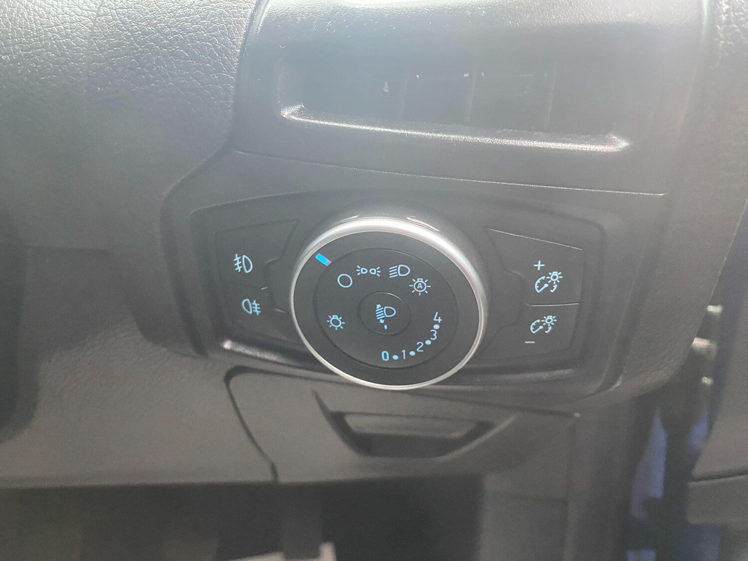 Used Ford Focus for sale - 77684060: Photo 12