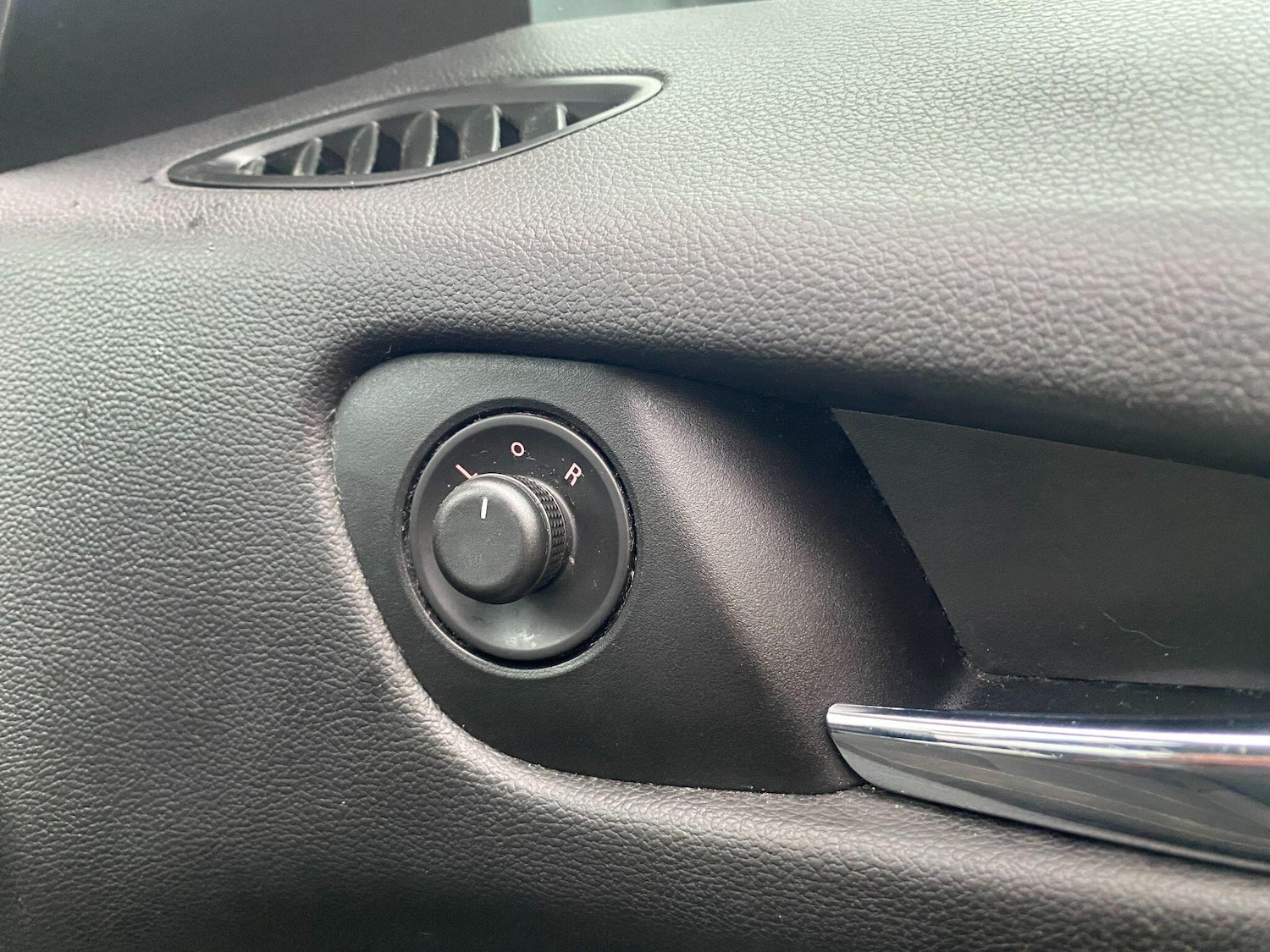 Used Vauxhall Zafira 2016 for sale - 76498790: Photo 12