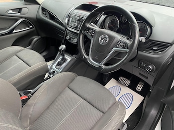 Used Vauxhall Zafira Tourer 2016 for sale - 76498790: Photo