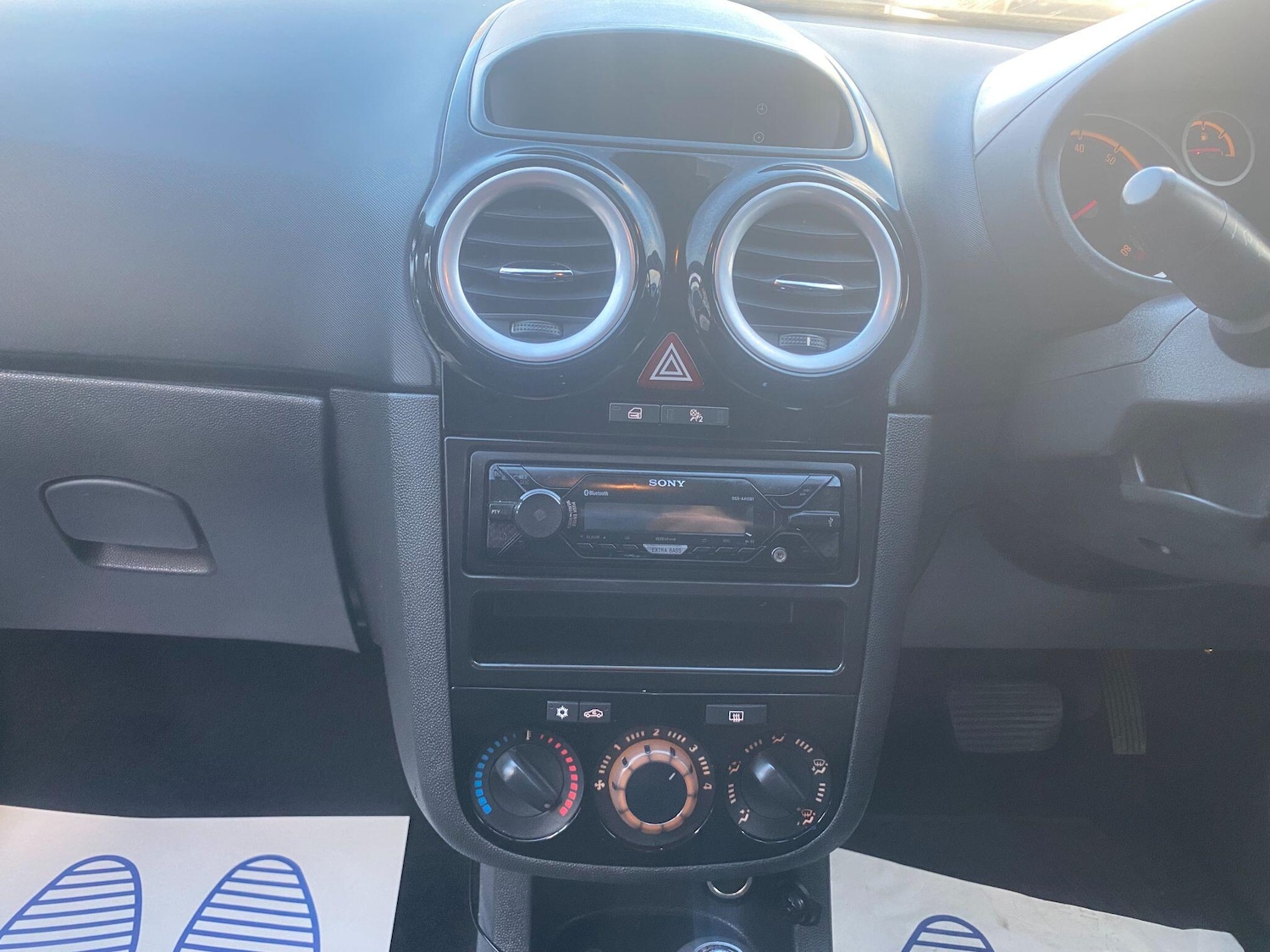 Used Vauxhall Corsa 2009 for sale - 77074724: Photo 12