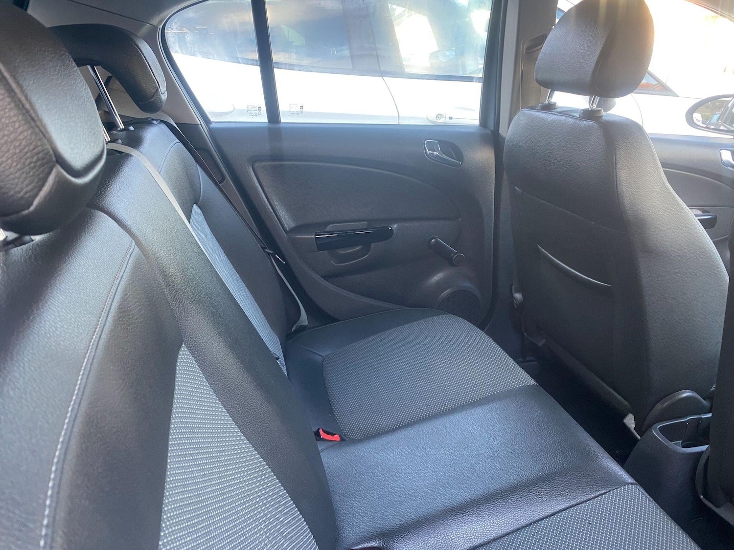 Used Vauxhall Corsa 2009 for sale - 77074724: Photo 5