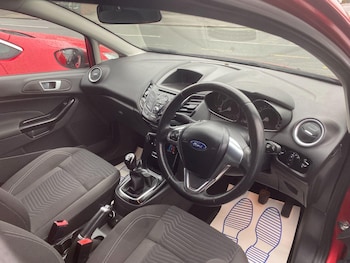 Used Ford Fiesta 2016 for sale - 77598044: Photo