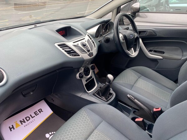 Used Ford Fiesta 2010 for sale - 75977364: Photo 15