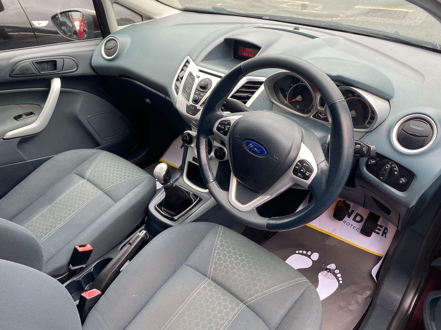 Used Ford Fiesta 2010 for sale - 75977364: Photo 4