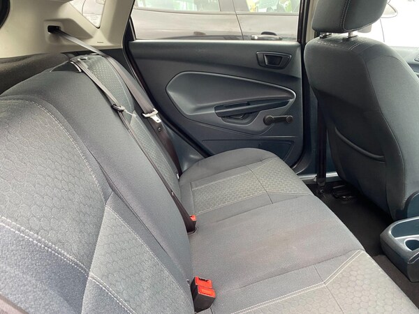 Used Ford Fiesta 2010 for sale - 75977364: Photo 8
