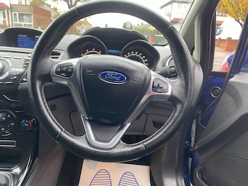 Used Ford Fiesta 2015 for sale - 76573242: Photo